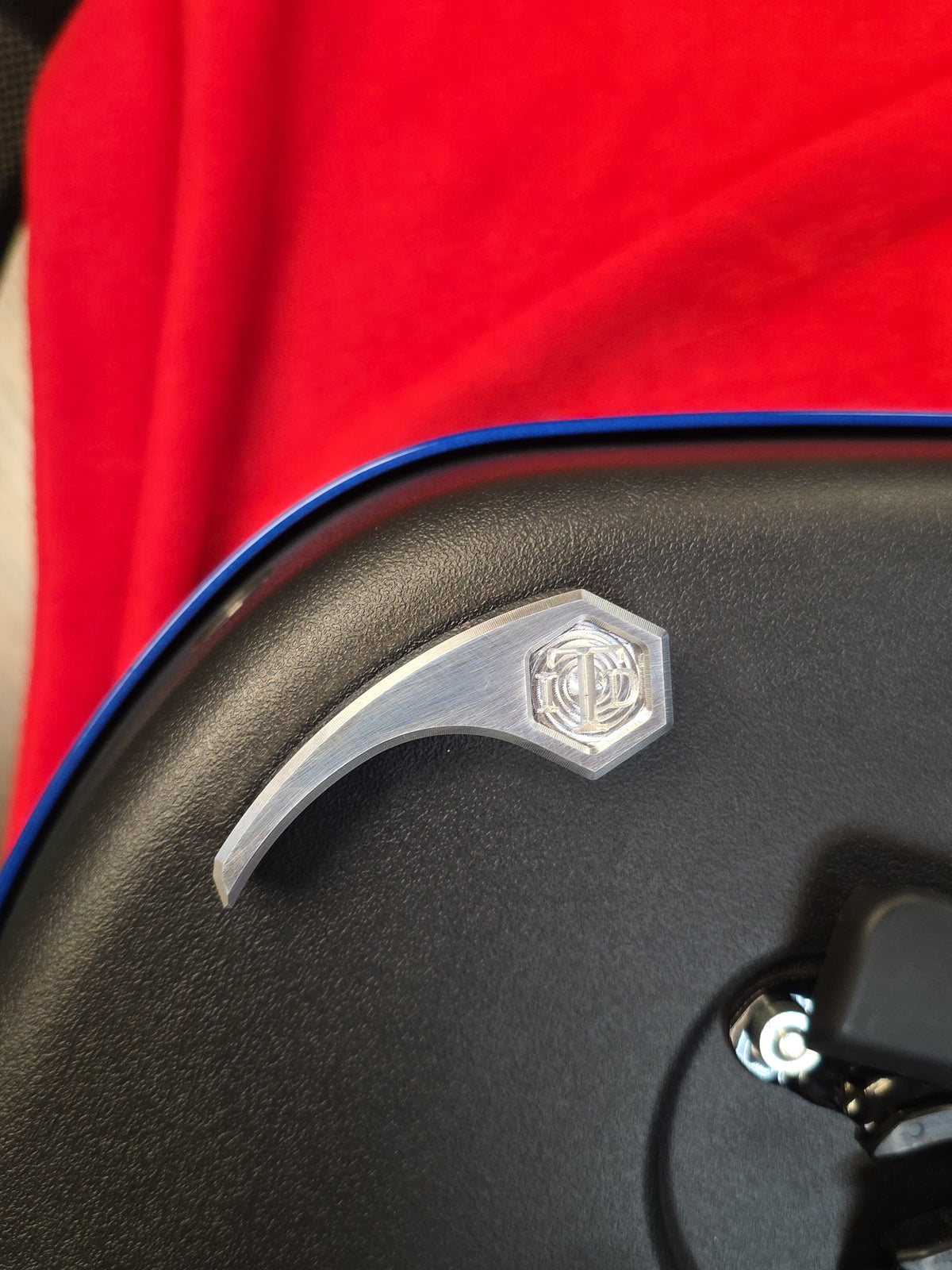 M8 Softail Saddlebag Latch Levers | Harley-Davidson Softail