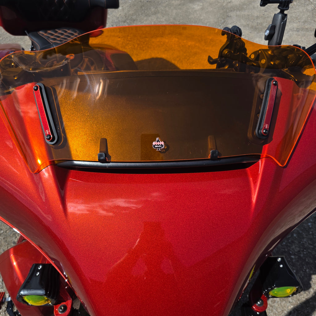 23.5+ Street Glide KW Windshield Trim