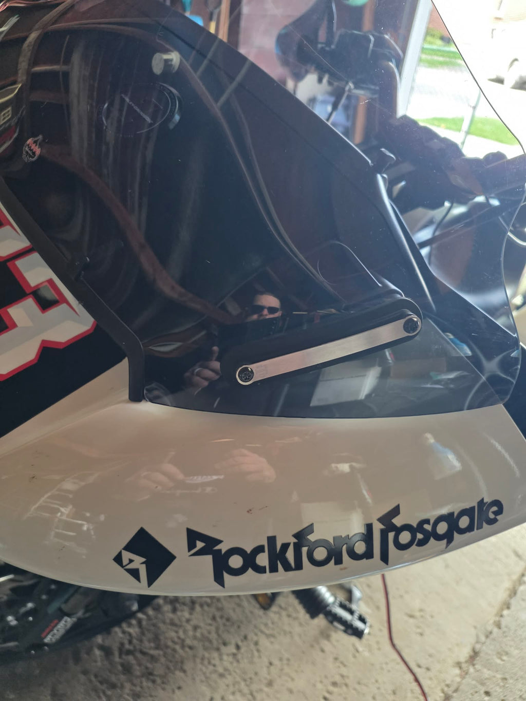23.5+ Road Glide KW Windshield Trim