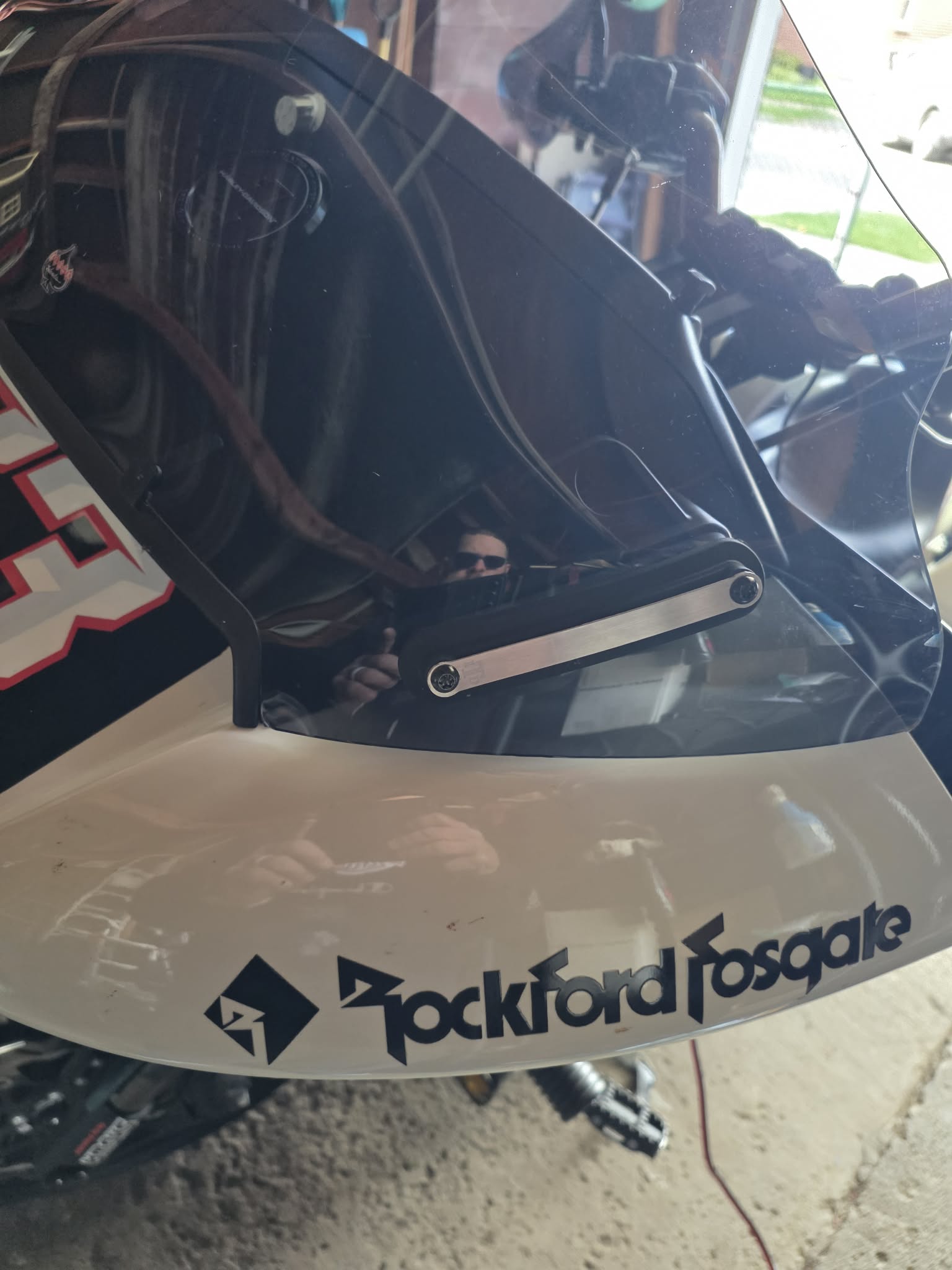 23.5+ Road Glide KW Windshield Trim