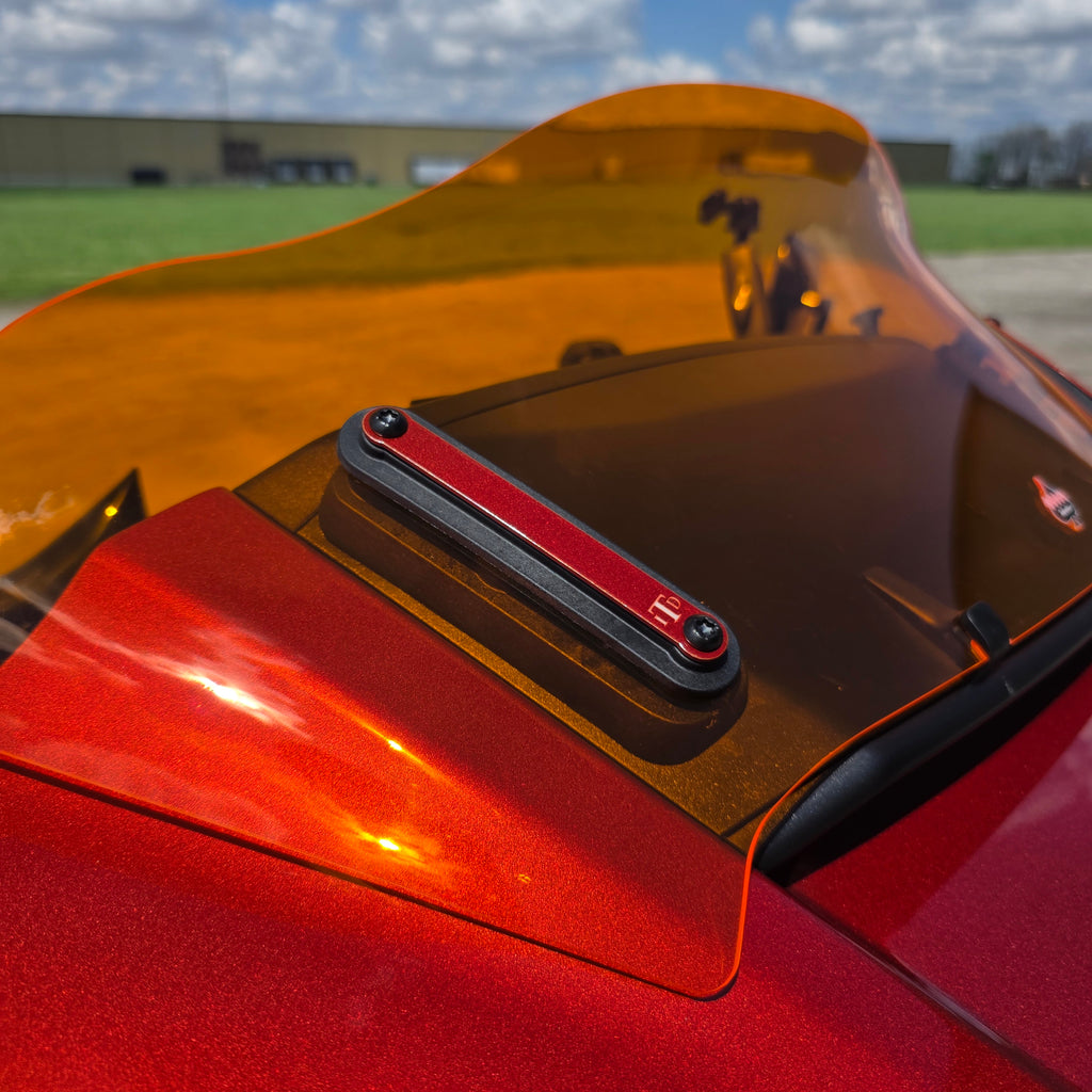 23.5+ Touring KW Windshield Trim